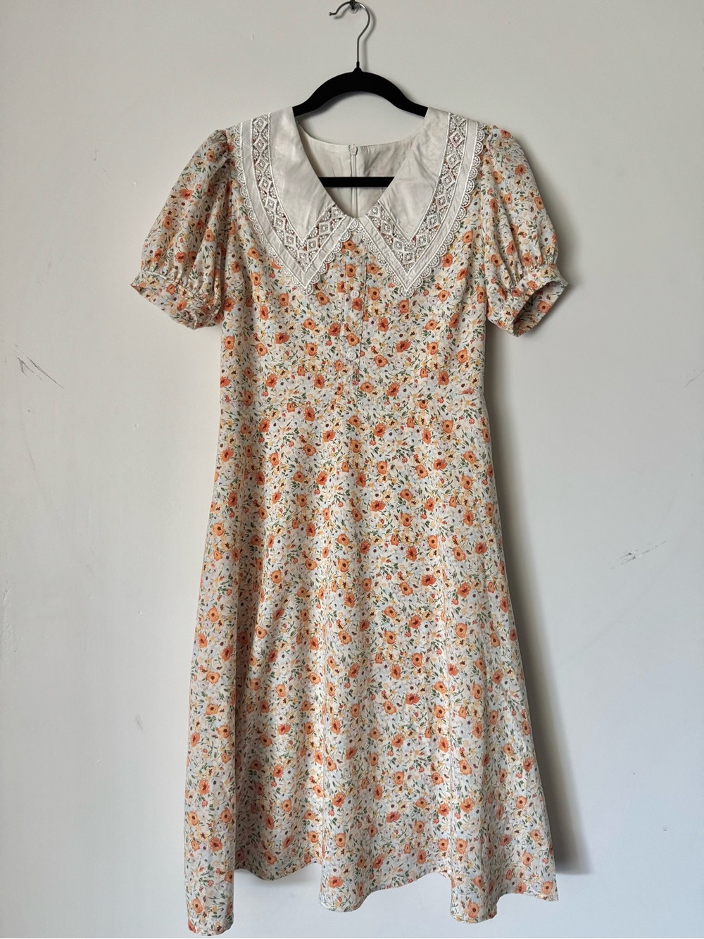 Vintage-Inspired Cream Floral Midi Dress with Lace Collar
